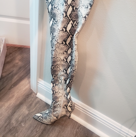 Steve madden's - Picture 5 of 12